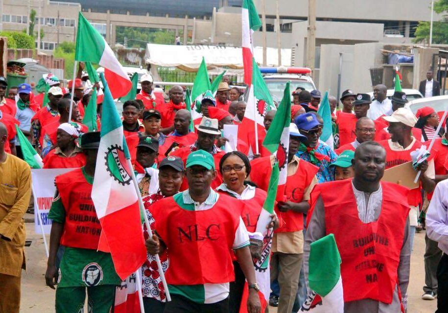 Nigerian Police Restrict Protesting University Staff Over Four Withheld Salaries Nigerian Police Restrict Protesting University Staff Over Four Withheld Salaries