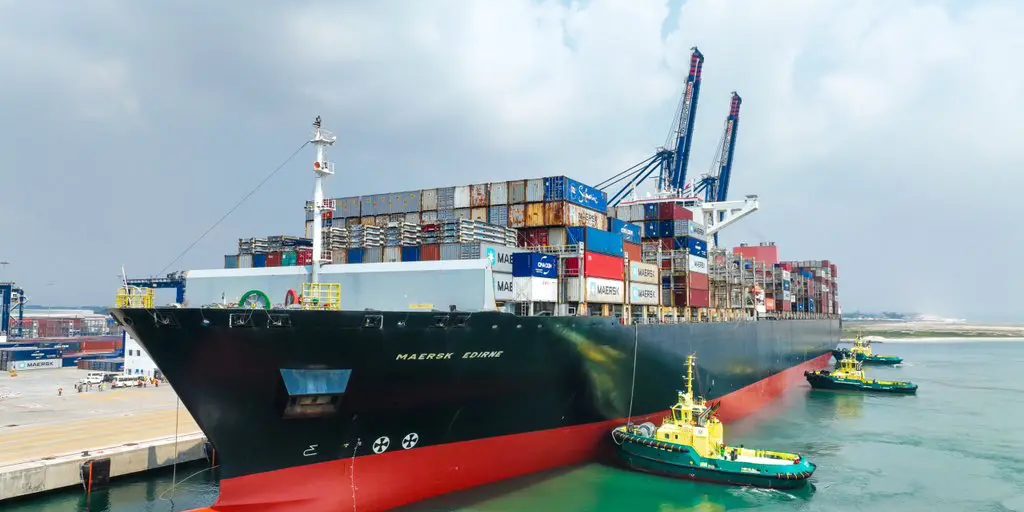 Nigerian govt berths largest container vessel Nigerian govt berths largest container vessel