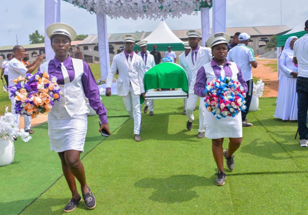 Abia Govt honours late Nigeria's boxing legend, Obisia Nwankpa with state burial 