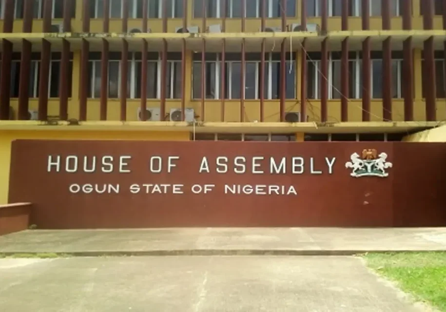Ogun Assembly to hold stakeholders’ forum on bill regulating scavengers Ogun Assembly to hold stakeholders’ forum on bill regulating scavengers activities