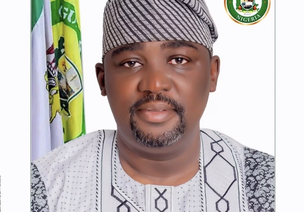 Ogun LG chairman suspends activities of Iyaloja in Mowe market over extortion