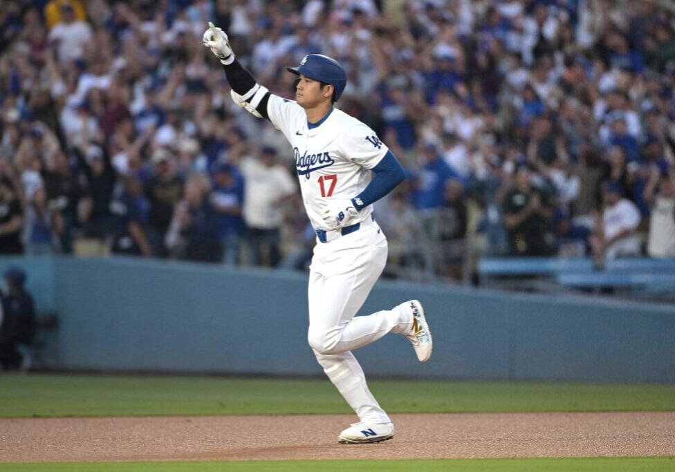 Ohtani Shines on Bobblehead Night: 2 Homers, 2 Stolen Bases,
