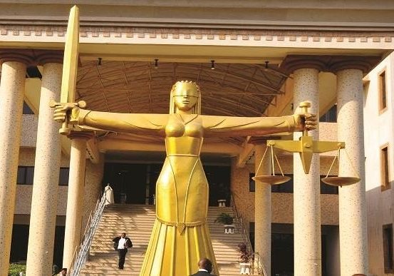 Osun Government Withdraws Lawsuit Against CBN Osun govt applies to withdraw suit challenging LG withheld funds — Daily Nigerian