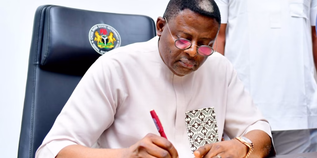 Otu only has brigandage to show for 2 years in Otu only has brigandage to show for 2 years in office - Cross River PDP