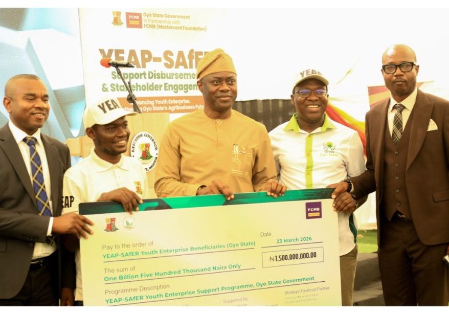 Oyo State, FCMB, Mastercard Foundation Disburse ₦1.5 billion to Youth Farmers