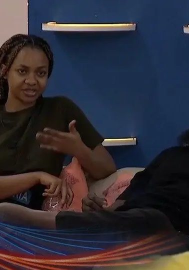 Ozee's Crush Confession: 'Victoria is the Finest Babe'