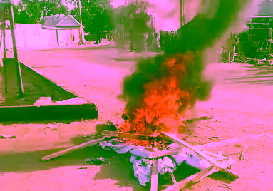 PDP supporters in Plateau burn billboards over 'inadequate' Ramadan palliatives