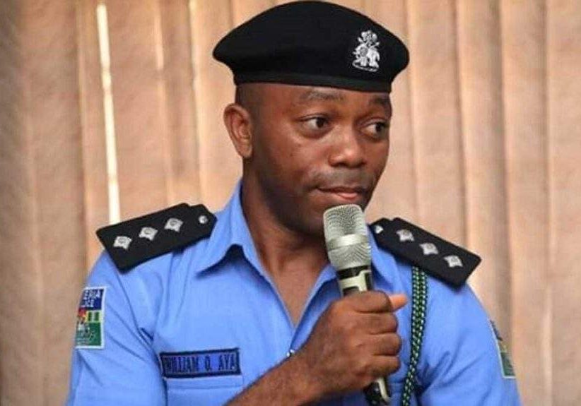 Police Inspector Arrested for Robbery of His Own Colleagues' House Police Inspector Arrested for Robbery of His Own Colleagues' House