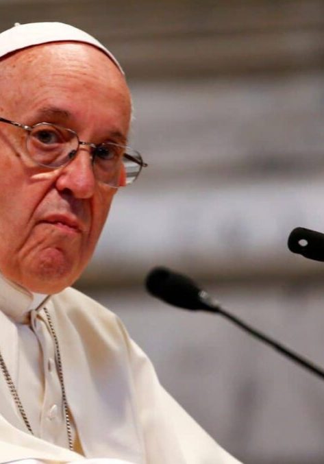 Pope Francis blasts Trump's immigration crackdown