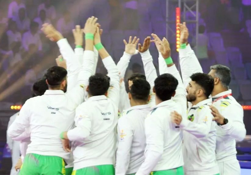 Pro Kabaddi 2025 Patna Pirates defeat table toppers Puneri Paltan Patna Pirates remain in the playoffs race (Image Credits: PKL)