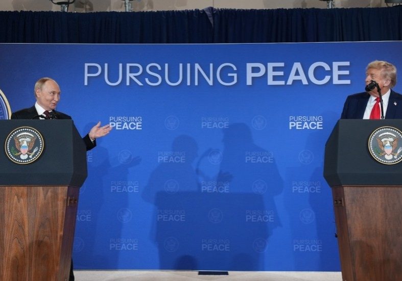 Western media lying about planned Putin-Trump summit – key Kremlin aide — RT World News