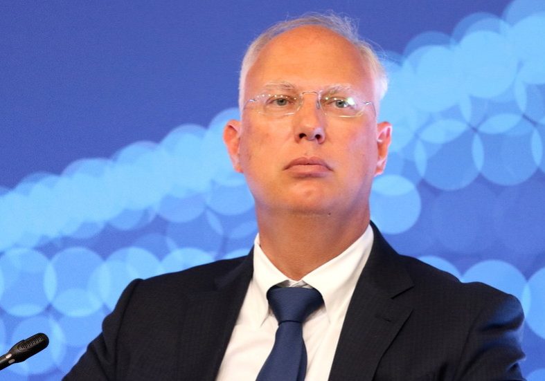 Putin aide to sue Washington Post — RT World News