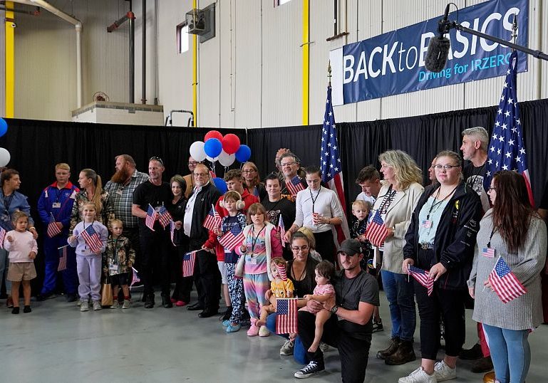 Refugees Trump slashes US refugee cap prioritizing white South Africans US slashes refugee admissions and prioritises white South Africans