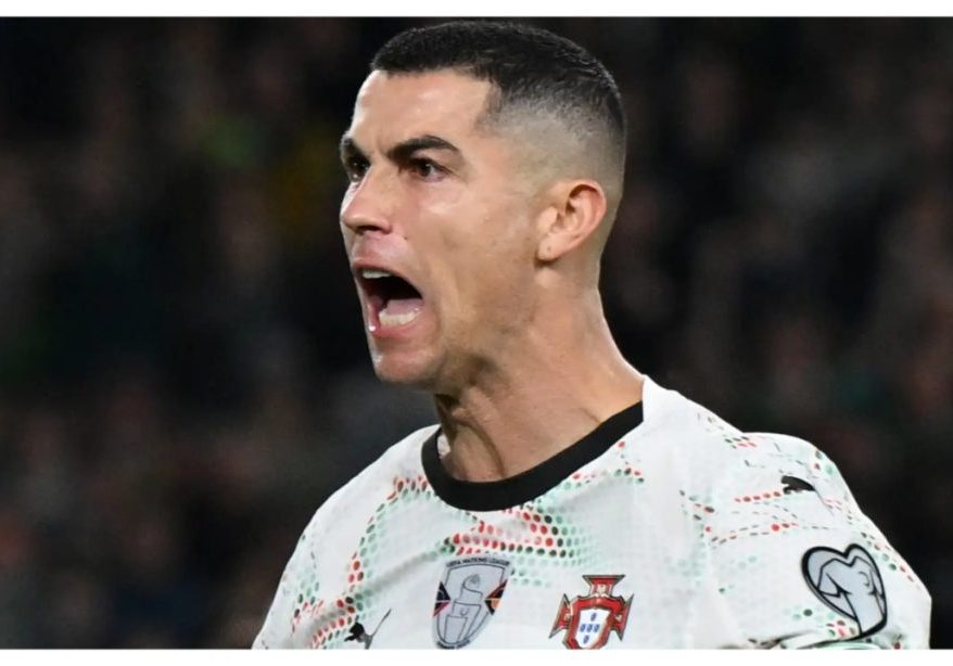 Transfer: Cristiano Ronaldo hints at shock return to Europe