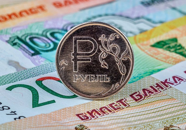 Ruble posts strongest gains since 1994 – Bloomberg — RT Business News