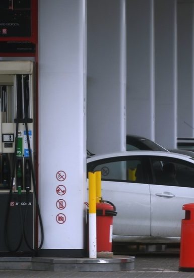 Russia bans all gasoline exports — RT Business News