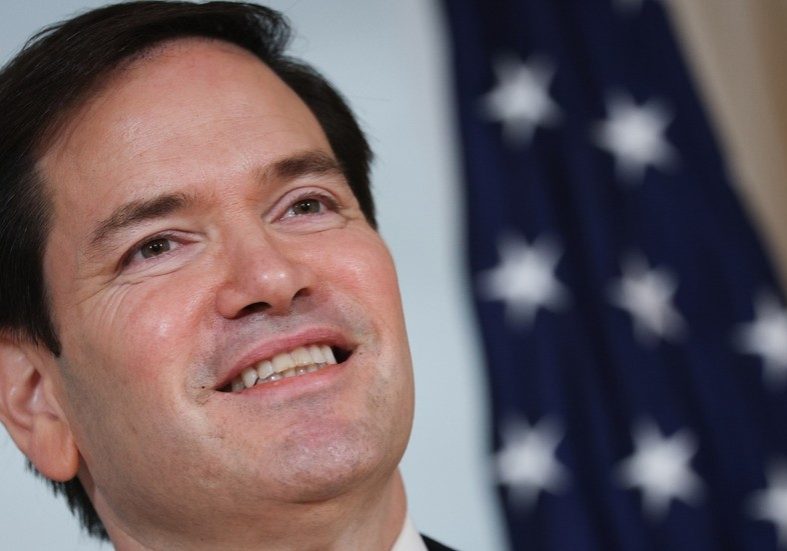 Rubio cracks Putin jokes with journalists (VIDEO) — RT World News