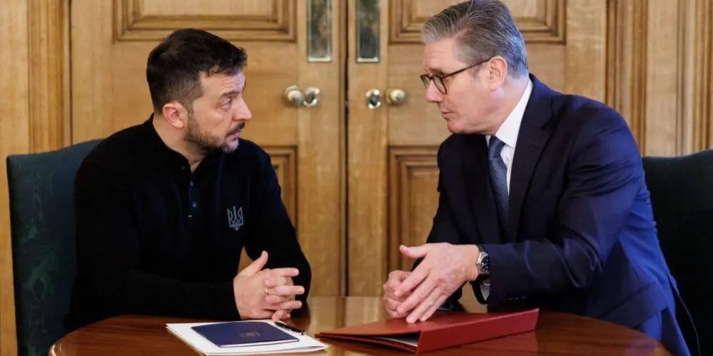 Russia-Ukraine War: Starmer assures Zelensky of UK's full backing Russia-Ukraine War: Starmer assures Zelensky of UK's full backing