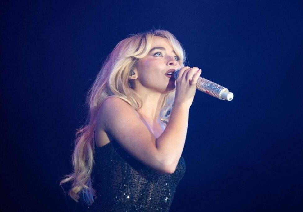 Sabrina Carpenter's 'Taste' Teaser Stuns Fans Sabrina Carpenter's 'Taste' Teaser Stuns Fans