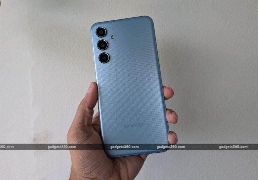 Samsung Galaxy M35 5G Review: A Budget Star with Excellent Samsung Galaxy M35 5G Review: A Budget Star with Excellent