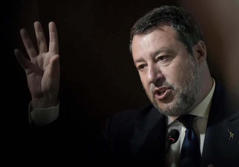 Sanctions backfire on EU amid Russia conflict EU won’t succeed where Hitler and Napoleon failed – Italian deputy PM — RT World News