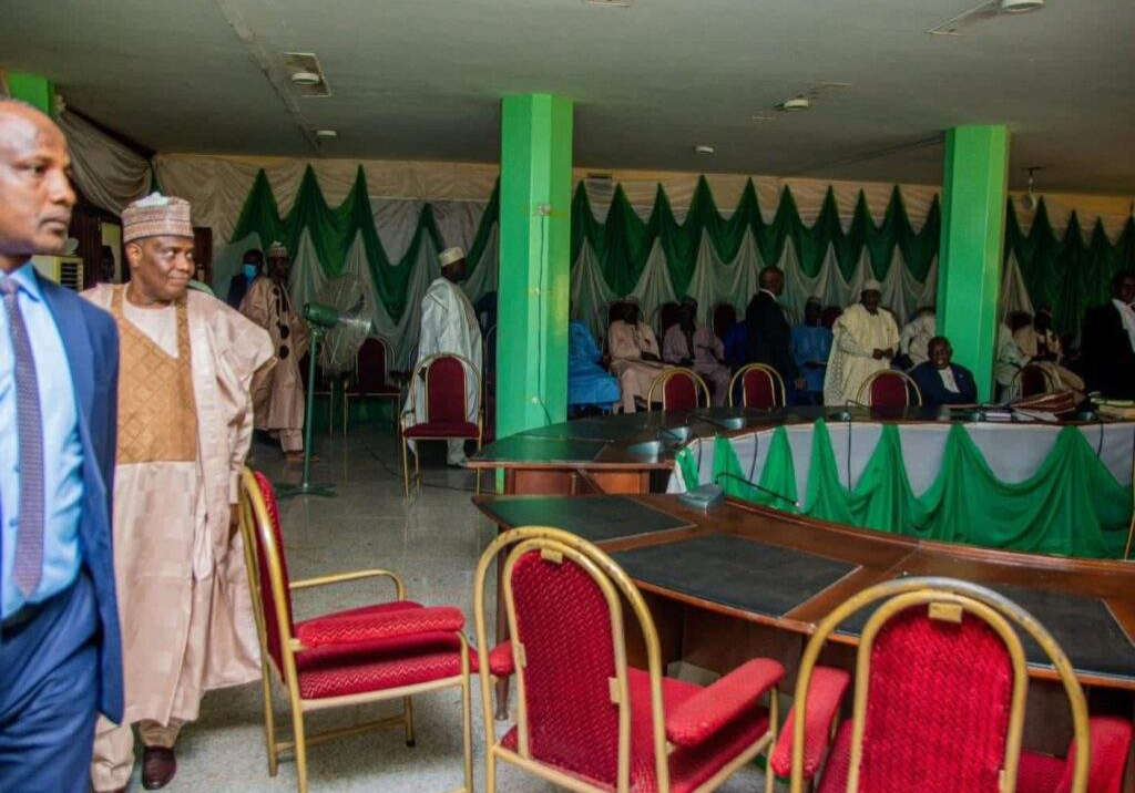 Sen Tambuwal appears before Sokoto probe panel — Daily Sen Tambuwal appears before Sokoto probe panel — Daily