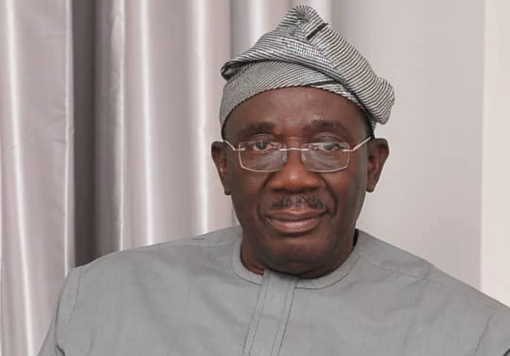 Osun Senator, Fadahunsi resigns from PDP, cites irreparable differences