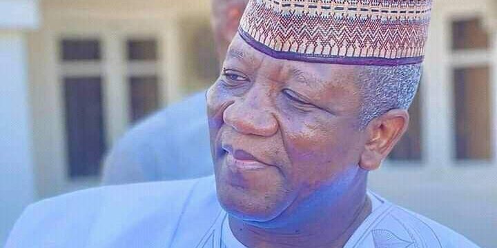 Senator Yari Donates Food and Clothing to 10000 Orphans for Senator Yari Donates Food and Clothing to 10000 Orphans for