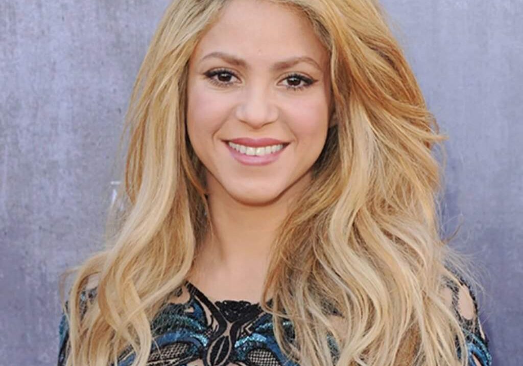 Shakira's Copa America Concert Disappoints, Says Former Footballer Alexi Lalas Shakira's Copa America Concert Disappoints, Says Former Footballer Alexi Lalas