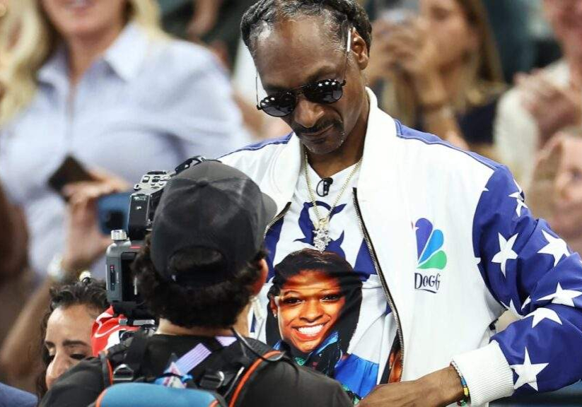 Snoop Dogg and Flavor Flav Bring the Heat to the