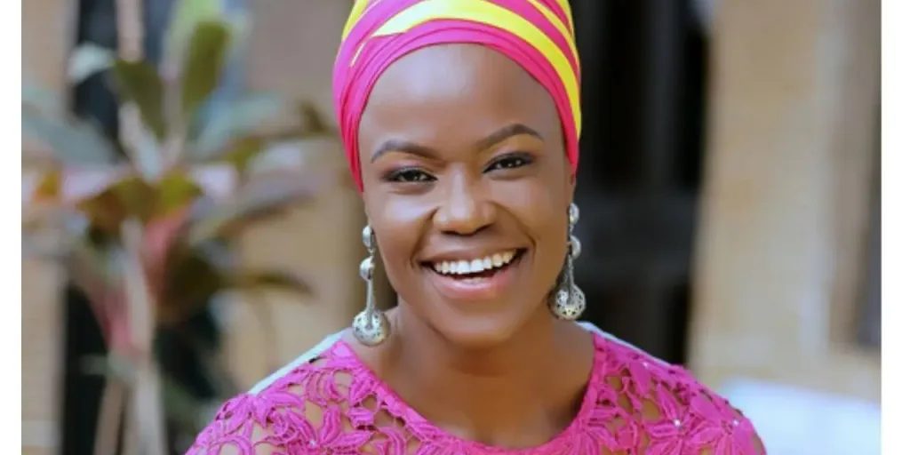 Sony Music signs popular gospel singer, Shola Allyson Sony Music signs popular gospel singer, Shola Allyson