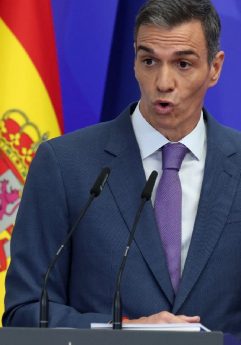 Spanish PM Says Backs EU-US Trade Deal 'Without Any Enthusiasm' 