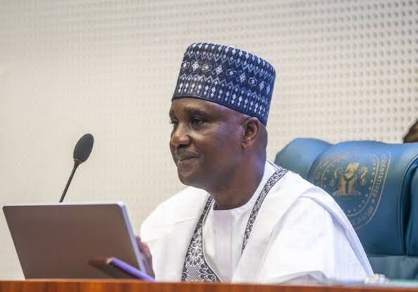 Speaker Abbas inaugurates House Monitoring Committee — Daily Nigerian