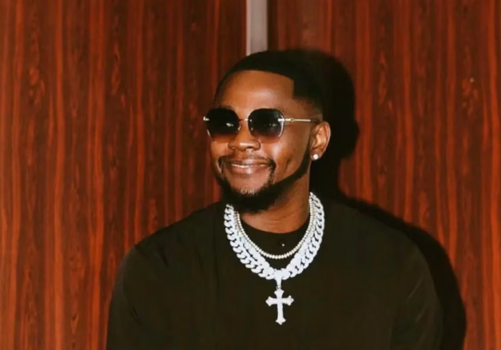 Stop begging me for money - Kizz Daniel tells fans