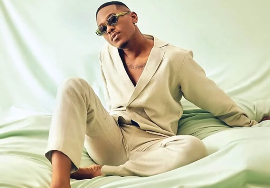 Stop comparing me with your faves for clout - Timini Stop comparing me with your faves for clout - Timini Egbuson tells fans