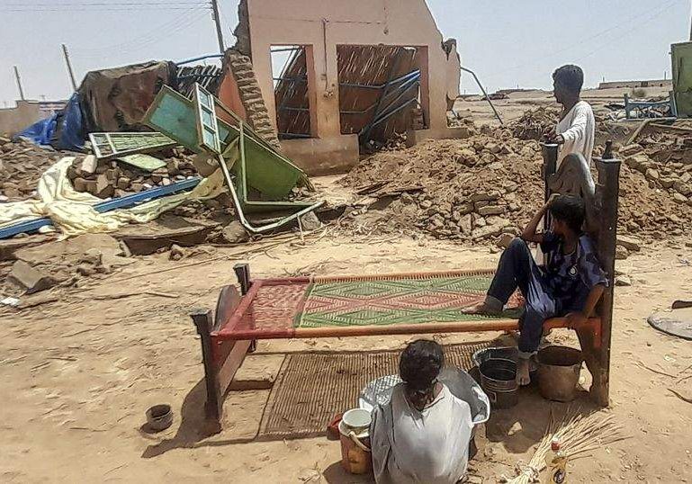 Sudan Grapples with Cholera Outbreak Amid War and Water Crisis Sudan Grapples with Cholera Outbreak Amid War and Water Crisis