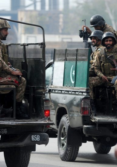 Pakistani soldiers killed in suicide attack — RT World News