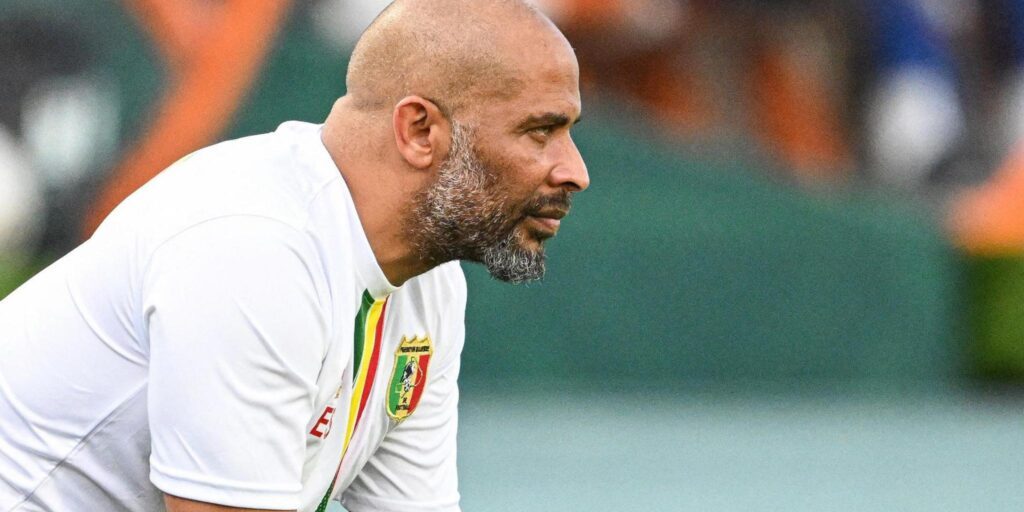 Super Eagles coach, Chelle gets Abuja house Super Eagles coach, Chelle gets Abuja house
