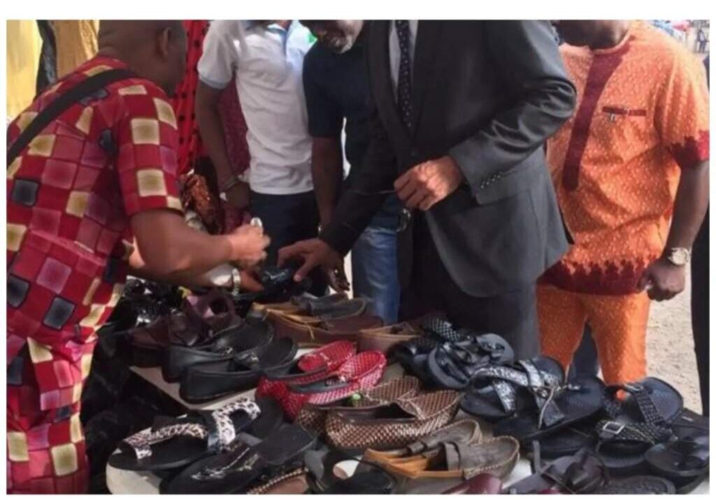 Support local producers to grow naira Manufacturers to FG Support local producers to grow naira Manufacturers to FG