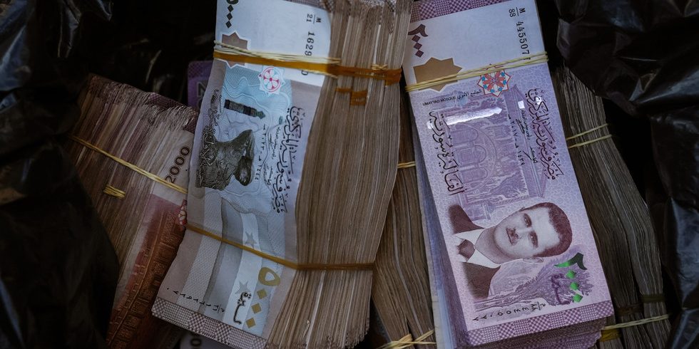 Russia to print new Syrian banknotes – Reuters — RT Business News
