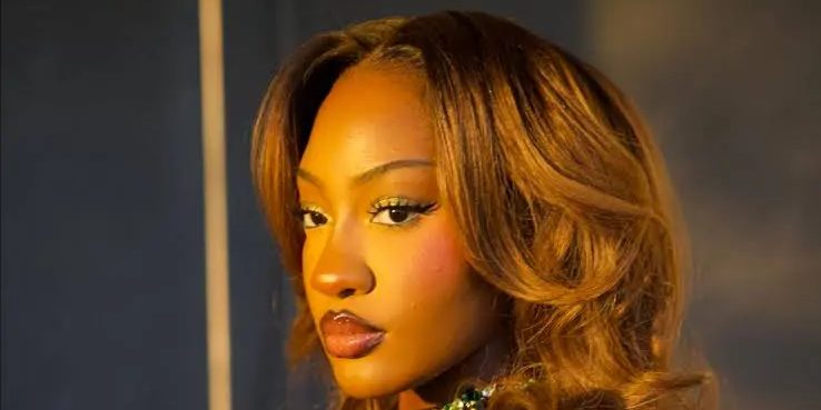 Tems Joins Afrobeats Elite as Spotify Hit ‘Wait For U’ Tems joins Spotify billion club