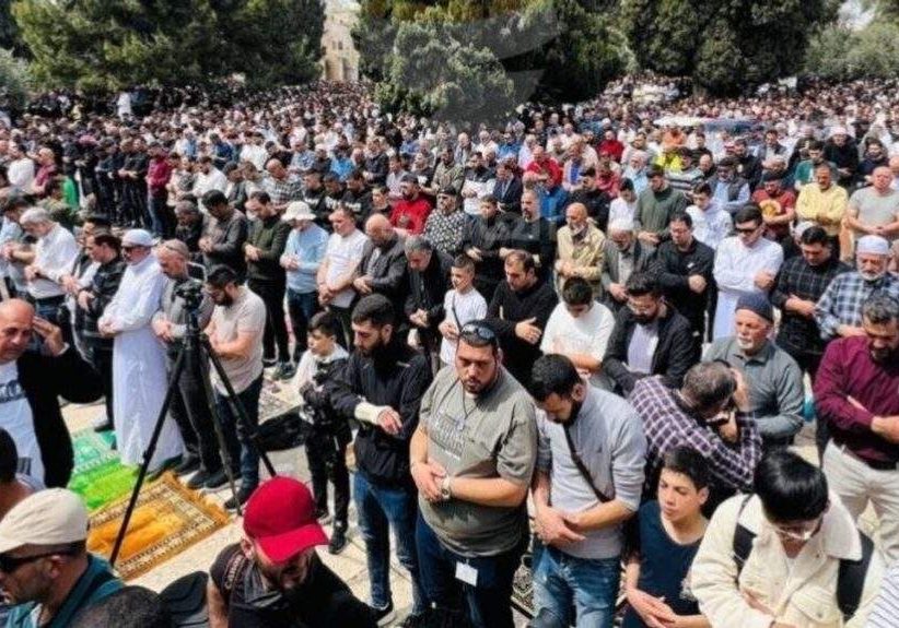Tensions Rise as Israeli Settlers Block Access to Ibrahimi Mosque Tensions Rise as Israeli Settlers Block Access to Ibrahimi Mosque