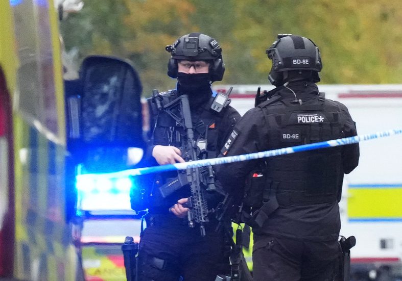 At least four injured in Manchester synagogue attack — RT World News