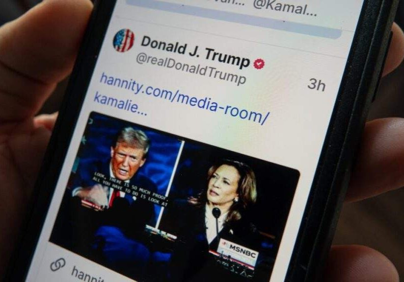 The Dark Side of Online Politics The Dark Side of Online Politics