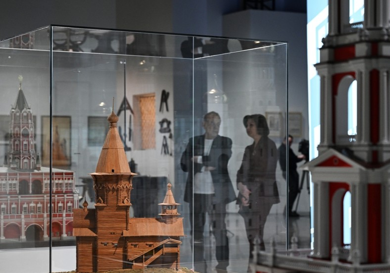 ‘The Birth of Scale’ exhibition concludes at the National Centre RUSSIA — RT World News