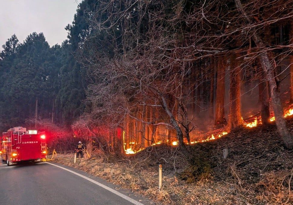 Thousands evacuated as Japan battles largest forest fire in decades Thousands evacuated as Japan battles largest forest fire in decades