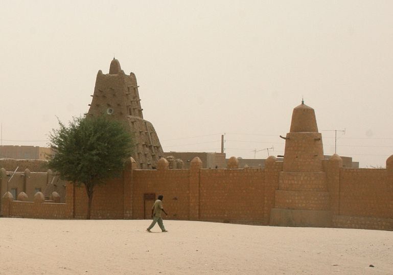 Timbuktu Mosque Replastered For 700th Anniversary Timbuktu marks 700 years of iconic Mosque with community celebration and restoration