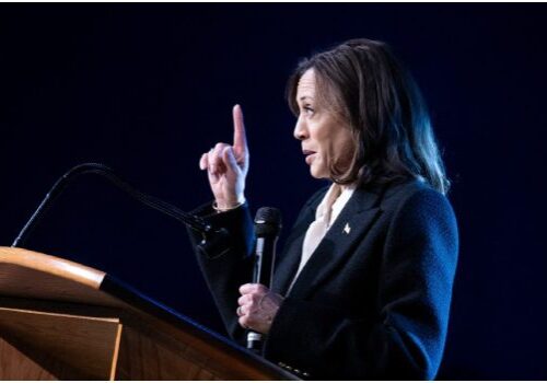 Trump, Harris Make Final Push in Deadlocked Election Trump, Harris Make Final Push in Deadlocked Election