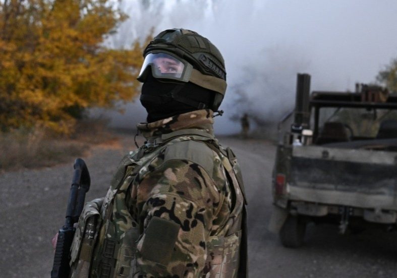 Trump backs Russia in Ukraine conflict, calls for ceasefire along Nearly all of Donbass ‘already taken by Russia’ – Trump — RT World News