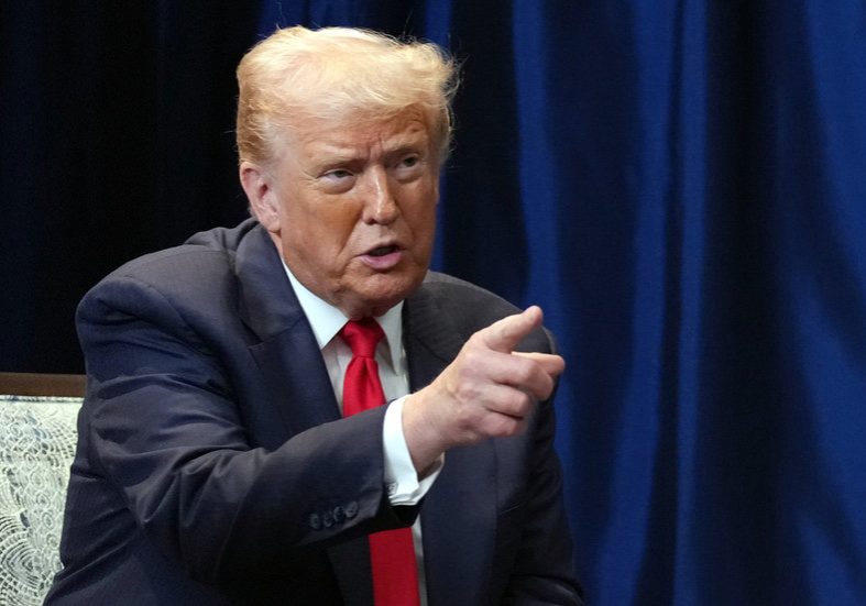 Trump labels major US broadcasters ‘arm of Democratic Party’  — RT World News